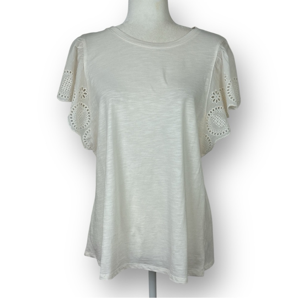 NWT Jessica Simpson Sugar Swizzle Flutter sleeve Elegant cream Lace Sleeve Top L